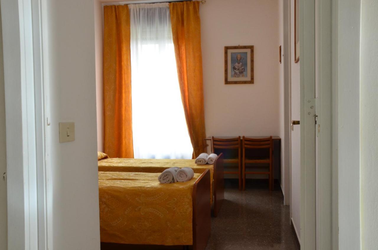 רומא Casa Per Ferie Jpii Dom Polski מראה חיצוני תמונה