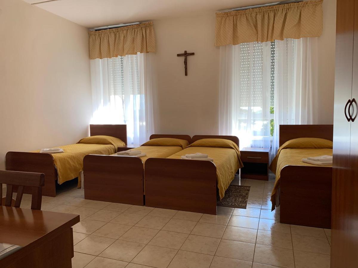 רומא Casa Per Ferie Jpii Dom Polski מראה חיצוני תמונה